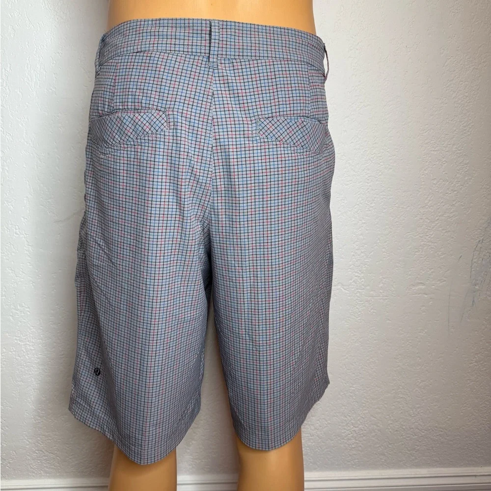 Lululemon Kahuna Shorts II Blue Check Size 34 Performance Golf Stretch - Picture 2 of 8